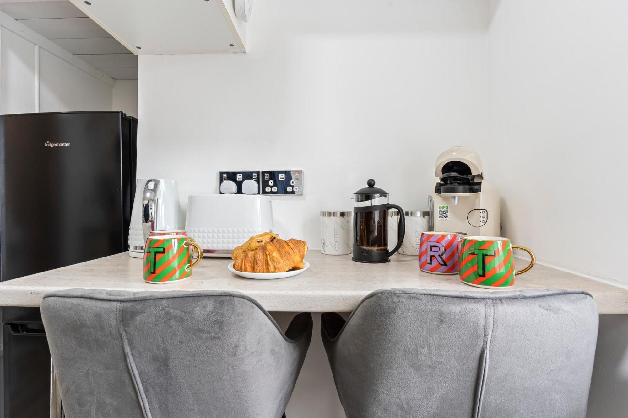 Wembley Haven, Lovely 2 Bed Next To Stadium * Londra